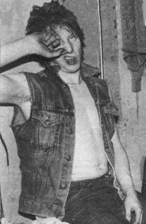 Rat Scabies unimpressed - (Don't Care collection)